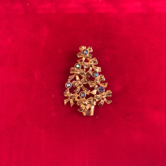 Vintage Avon Gold Tone Aurora Borealis Christmas Tree Pin - Rhinestone Christmas - Picture 8 of 9